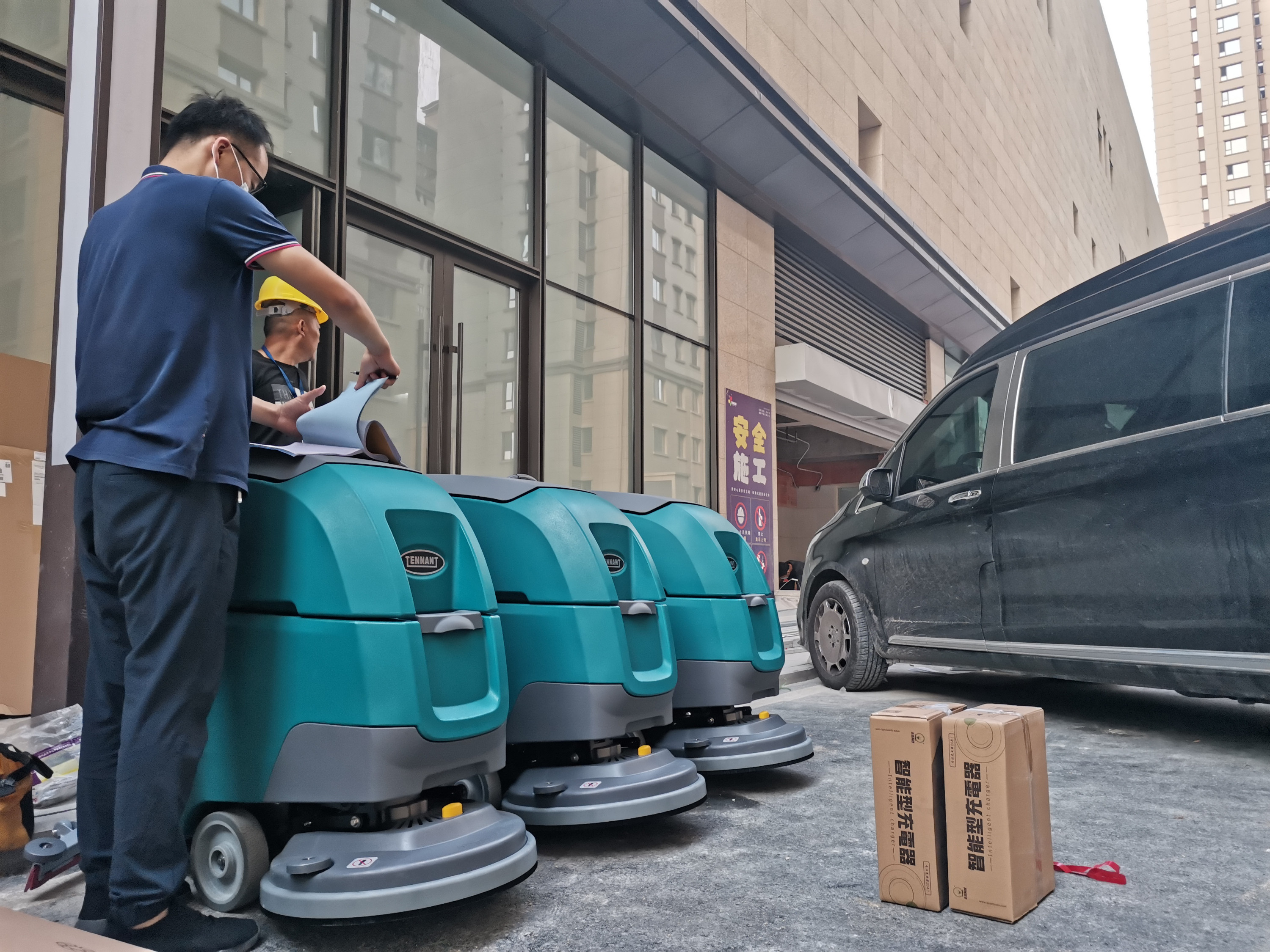 手推式洗地機(jī)多少錢一臺？