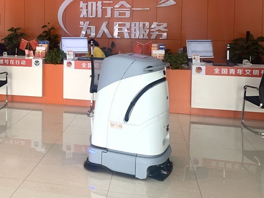 坦力工業(yè)全自動掃地機(jī)器人：電子廠清潔與安全的 “夢幻舞者”