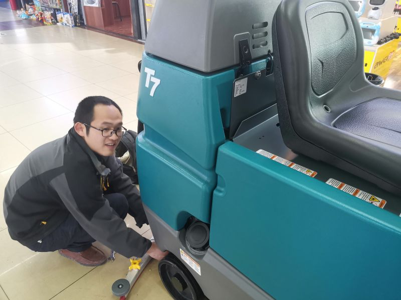 洗地機售后服務(wù)好，才值得購買